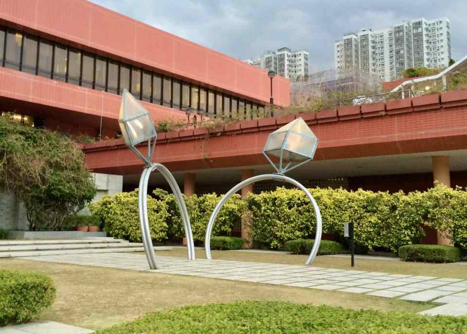 1997年“北上”嫁给内地男性的香港女性降至不足700人！如今“港女北嫁”比例由6.1%增至40%，人数超4000人